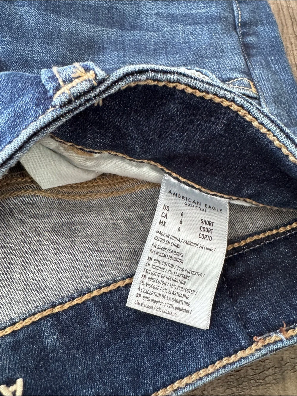 American Eagle Outfitters Distressed Dark Blue Skinny Jeans